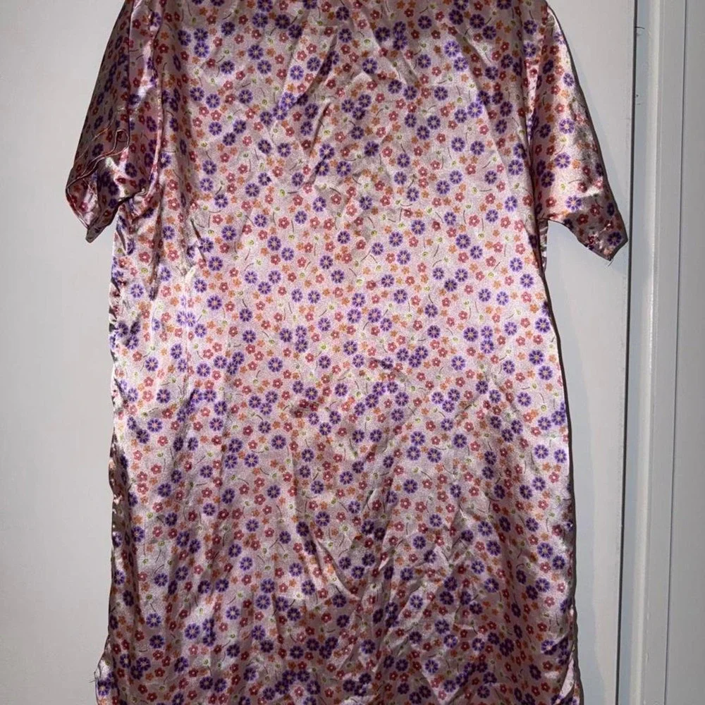 Vintage Vanity Fair Satin Floral Pajama Shirt Y2K Coquette Sleepwear Vintage
